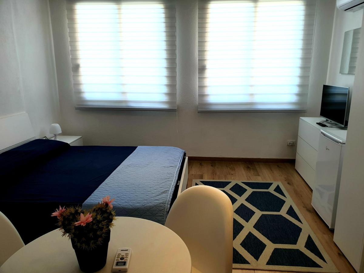 Central City Rooms Olbia Ngoại thất bức ảnh