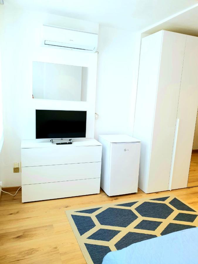 Central City Rooms Olbia Ngoại thất bức ảnh