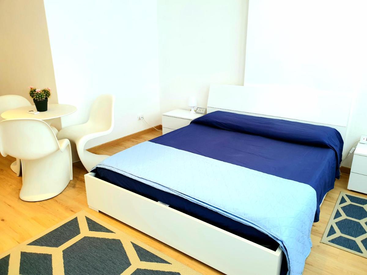 Central City Rooms Olbia Ngoại thất bức ảnh