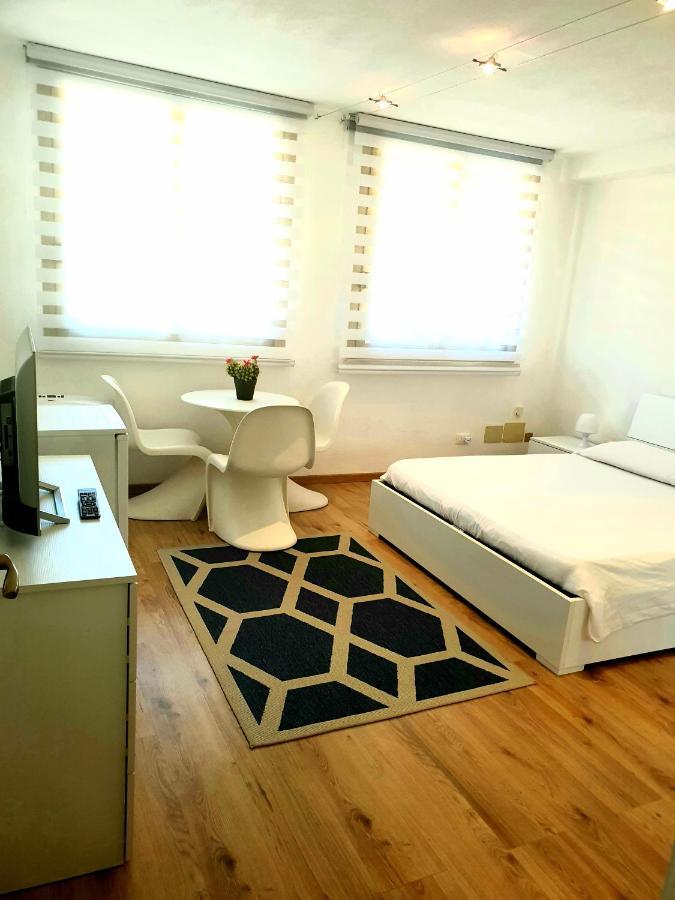 Central City Rooms Olbia Ngoại thất bức ảnh